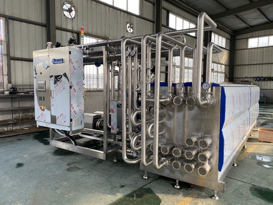 Disesuaikan 500-20000L/H UHT Sterilizer Untuk Buah &amp; Sayuran Processing Line Mesin Sterilisasi UHT Baru