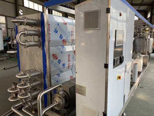 Stainless Steel304/316 UHT Mesin Sterilisasi Sterilisasi Tinggi Mesin Pasteurizer Jus Mangga / Apel / Kelapa