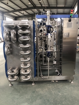 sterilisator berkualitas tinggi 500-20000L/H UHT untuk pabrik produksi yogurt/susu/es krim sterilisator kustom dari Cina