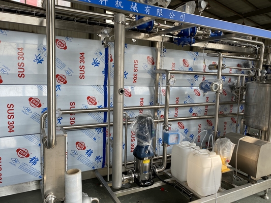 sterilisator berkualitas tinggi 500-20000L/H UHT untuk pabrik produksi yogurt/susu/es krim sterilisator kustom dari Cina