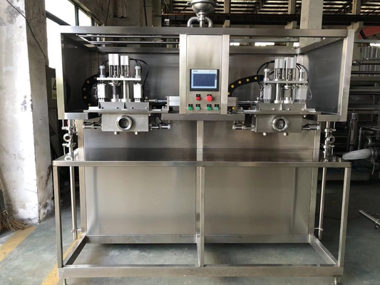 SUS304/316 Pengisi BIB Aseptik Otomatis Untuk 2L / 10L / 20L Tas Dalam Kotak Susu / Minyak / Air Kelapa Mesin pengisian dengan PLC