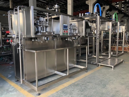 Mesin Pengisi BIB Aseptik Otomatis Baru yang Disesuaikan untuk 1L / 10L / 25L Bag In Box yogurt / susu / saus pengisi SUS304 / 316
