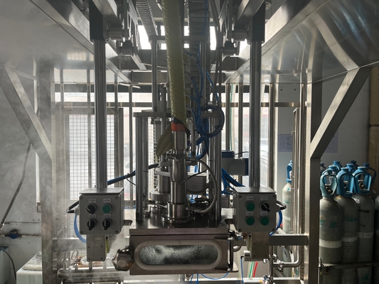 Mesin Pengisian Kepala Ganda Berkinerja Tinggi Disesuaikan 20-1000l BID Bag In Drum Aseptic Filler Ton Box Filler Untuk Pabrik Minuman Susu